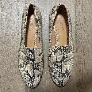 Schutz snakeskin embossed loafers size 9